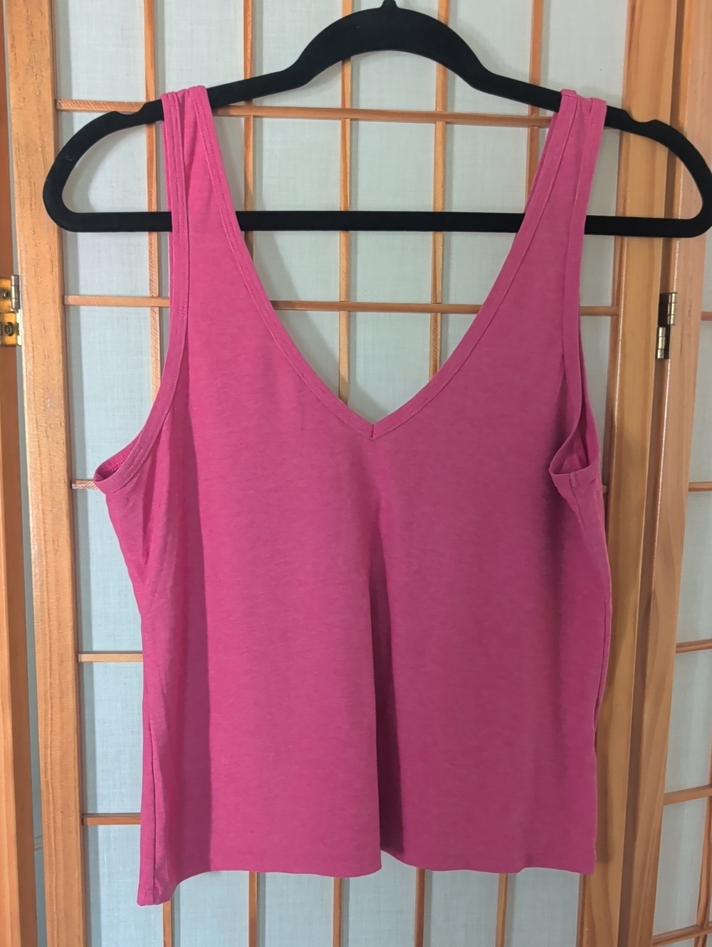 Beyond Yoga Hot Pink V-Neck Tank Top